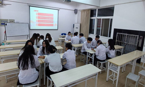 讨论_副本.jpg 讨论_副本.jpg