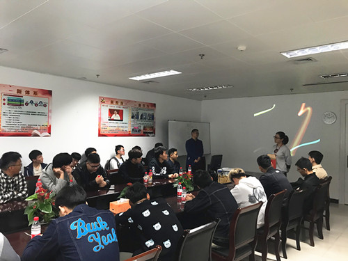 91自拍
2007届毕业生作工作经验分享_副本.jpg